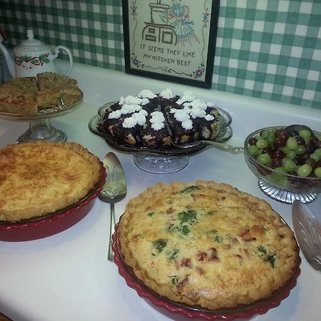Bed and Breakfast Holly House Of Hamilton Esterno foto