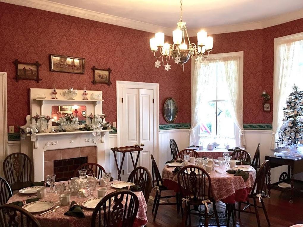 Bed and Breakfast Holly House Of Hamilton Esterno foto