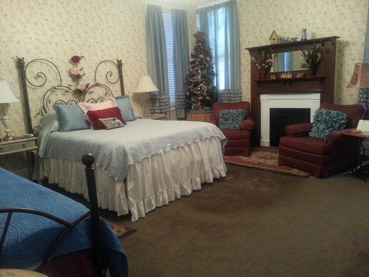 Bed and Breakfast Holly House Of Hamilton Esterno foto