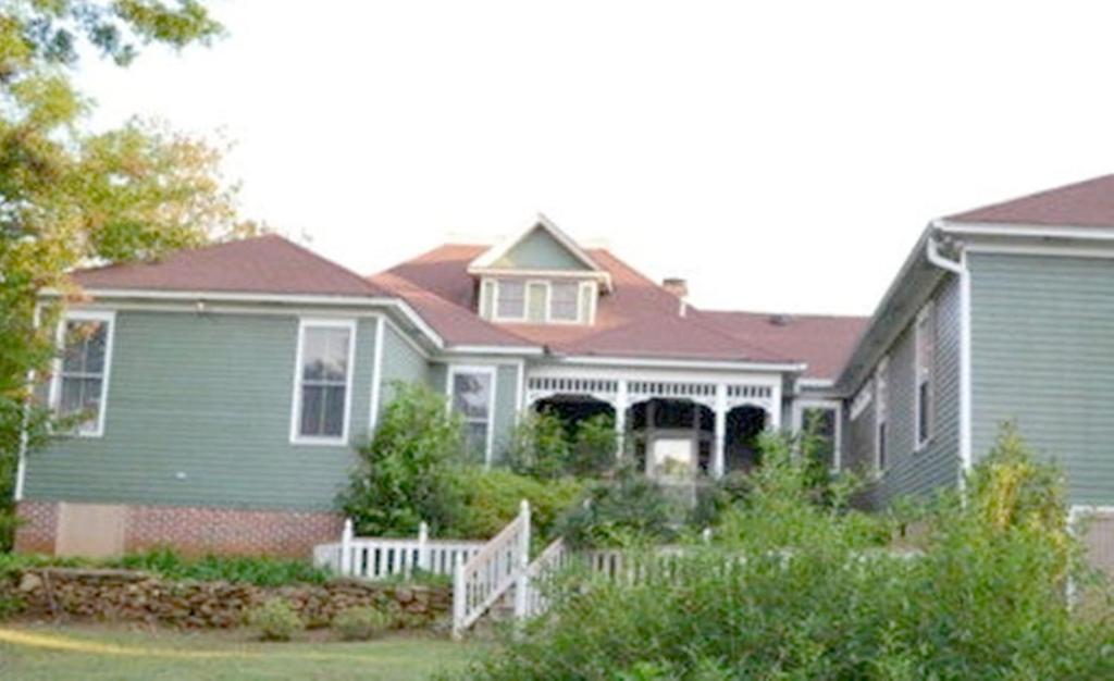 Bed and Breakfast Holly House Of Hamilton Esterno foto