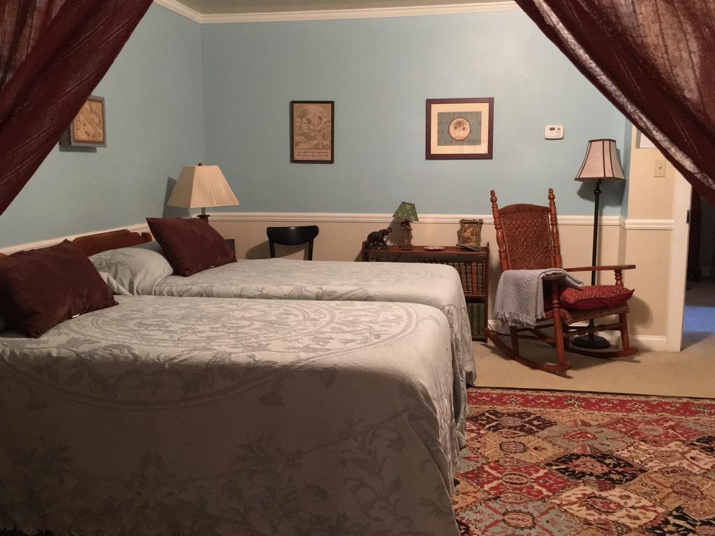 Bed and Breakfast Holly House Of Hamilton Esterno foto