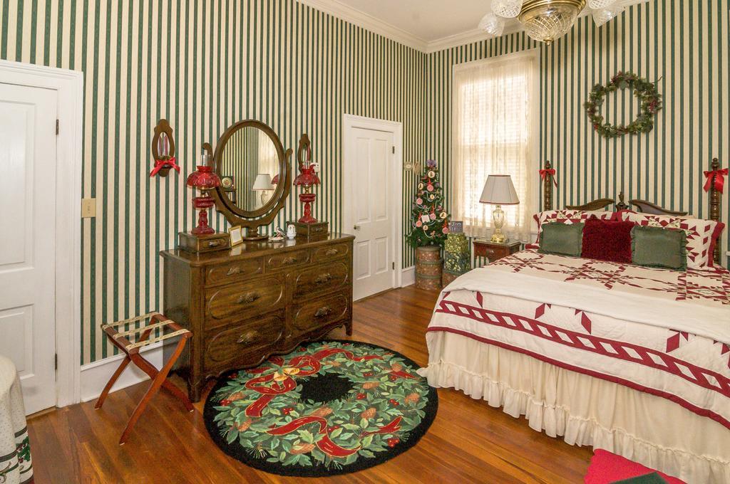 Bed and Breakfast Holly House Of Hamilton Esterno foto