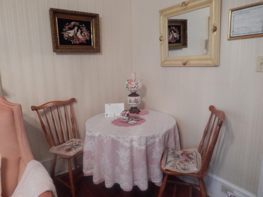 Bed and Breakfast Holly House Of Hamilton Esterno foto