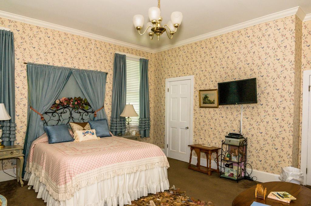 Bed and Breakfast Holly House Of Hamilton Esterno foto