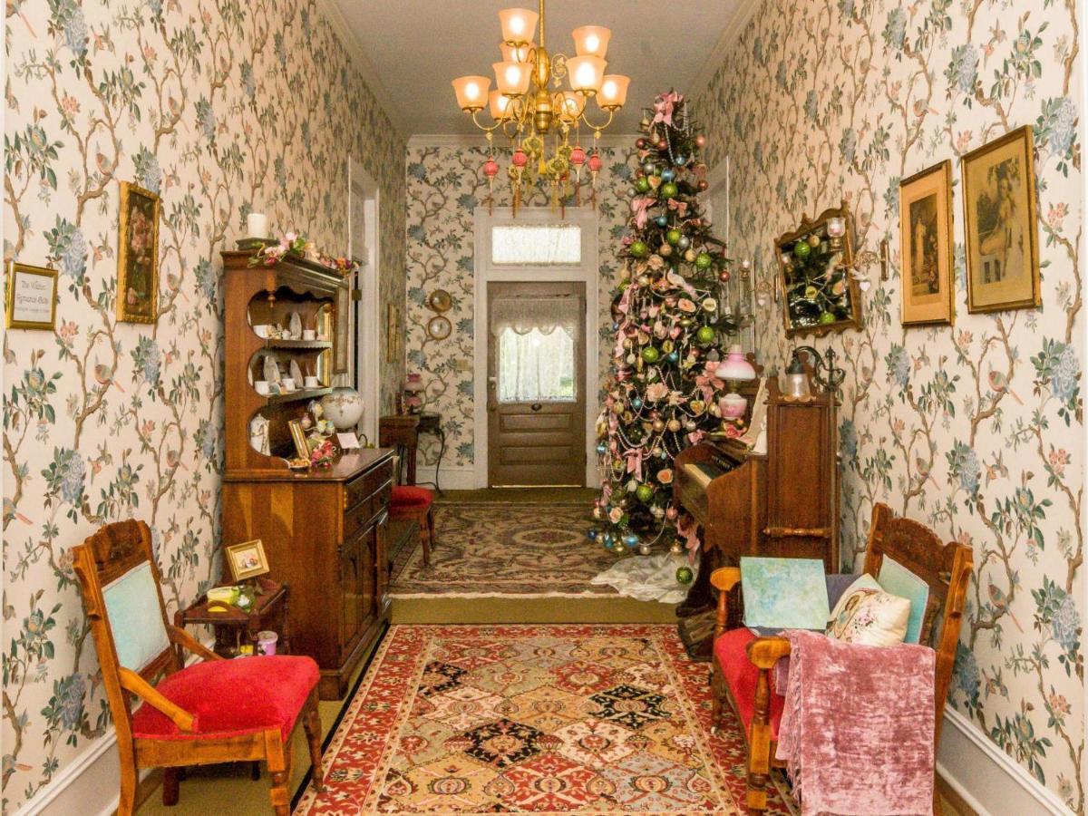 Bed and Breakfast Holly House Of Hamilton Esterno foto